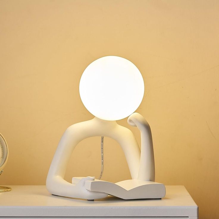 AWNR Abstract Thinker Statue Night Light